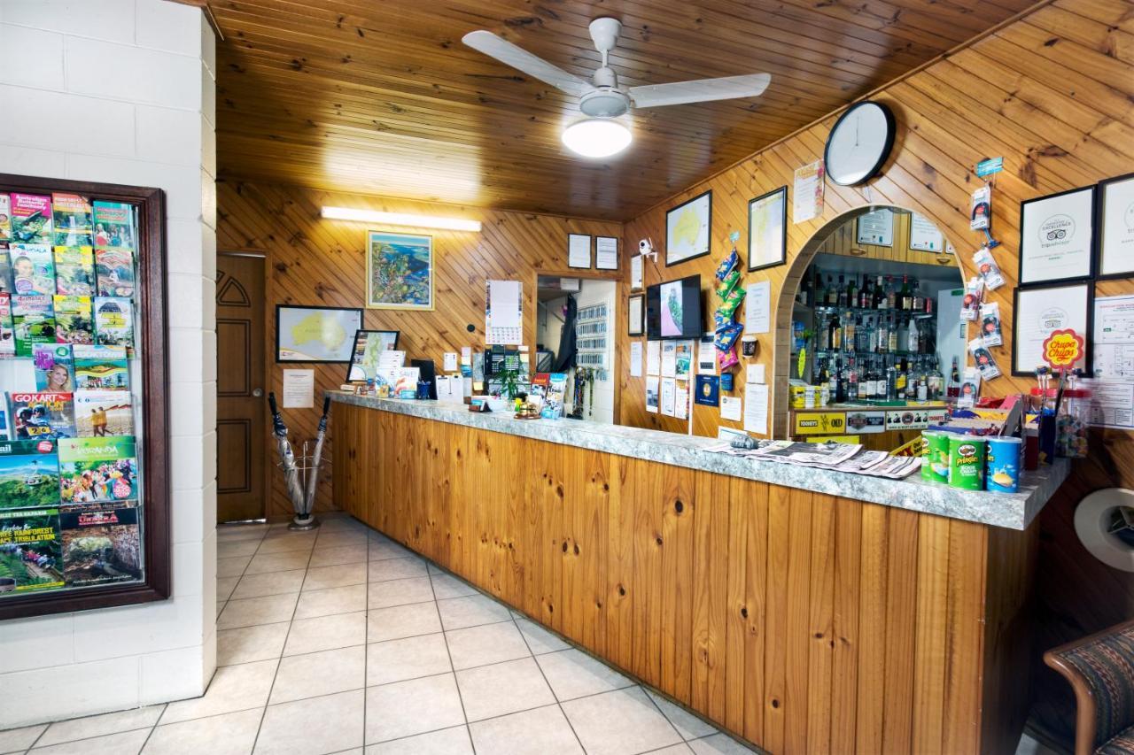 Barrier Reef Motel Innisfail Exterior photo